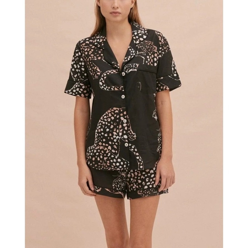 Desmond & Dempsey Leopard Print Cotton Pajama Top Black Pink Womens Medium